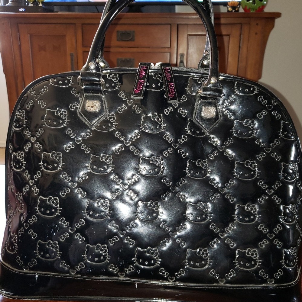 Medium Hello Kitty over night bag
